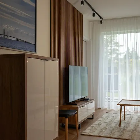 Sea Foam Apartment *